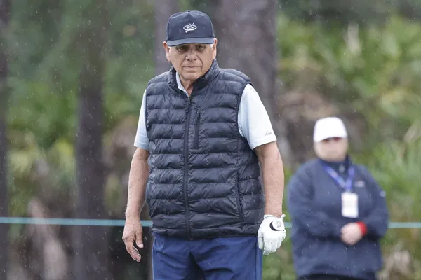 Having Blasted Phil Mickelson for Disrespect, 6x Major Champ Claims LIV ...